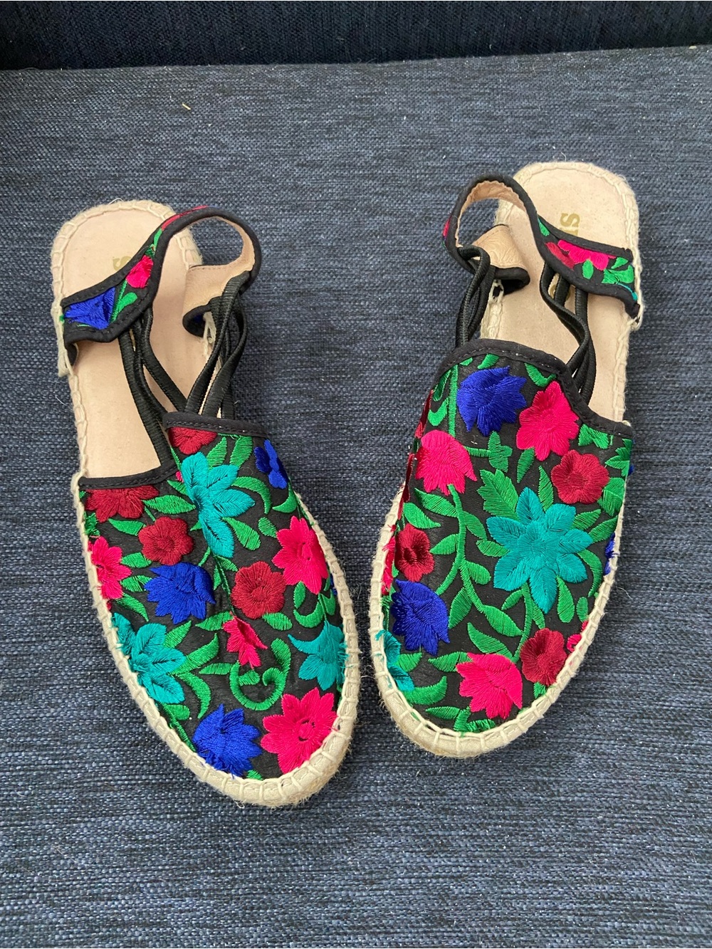 Sesto Meucci Black Espadrille Slip-On with Multicolor Floral Embroidery 9 - Picture 2 of 7
